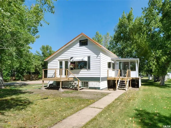 192 2nd AVENUE W, Central Butte, SK S0H 0T0