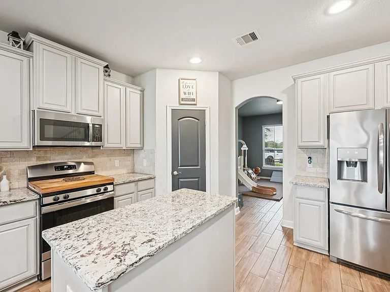 2406 Harborwood Ct — Photo 19