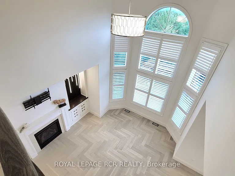 75 Dr George Burrows Pkwy E — Photo 24