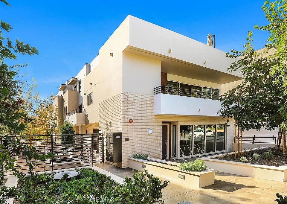 1st image of 2428 E Del Mar Blvd Unit 101