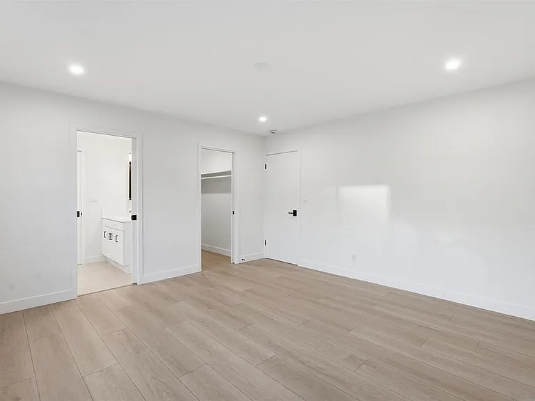 934 Candlelight Pl — Photo 16