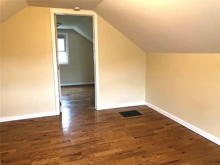 3114 Court Ave — Photo 8