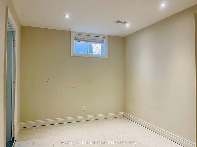 16 Rustic Rd #LOWER — Photo 12