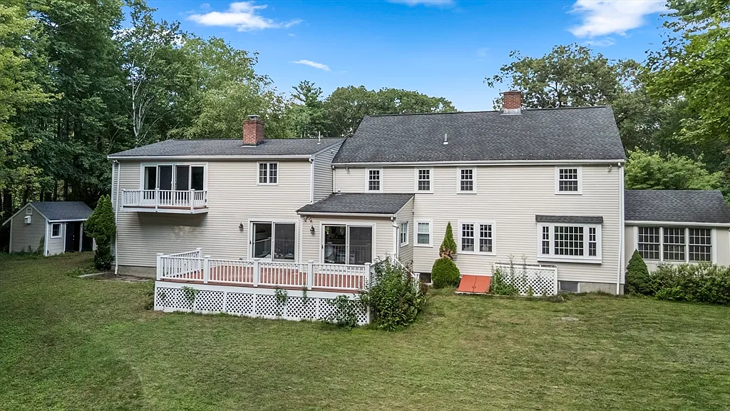 Building Photo - 131 Montvale Rd