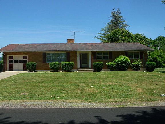 4th image of 3829 Harvest Ln NW