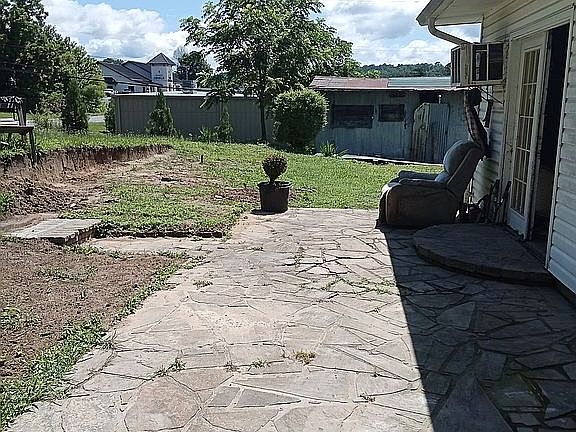 4th image of 22 Mount Olive Rd