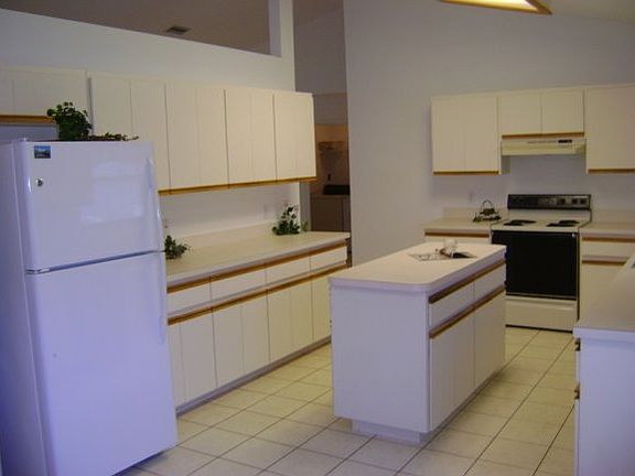 5th image of 6205 W Weston Dr
