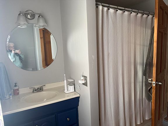 5th image of 566 Back Winterport Road