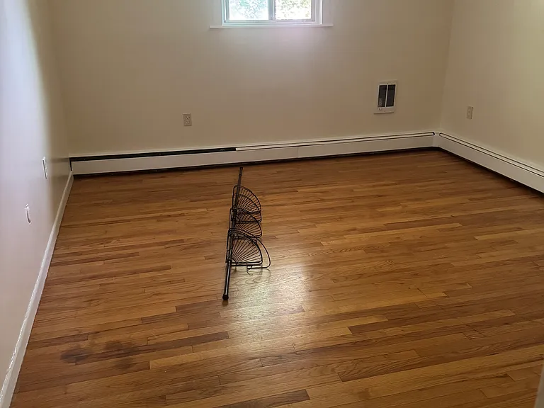 5 Wood Ave #3E — Photo 7