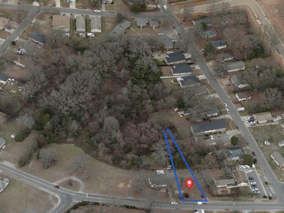 2nd image of 4416 Hovis Rd