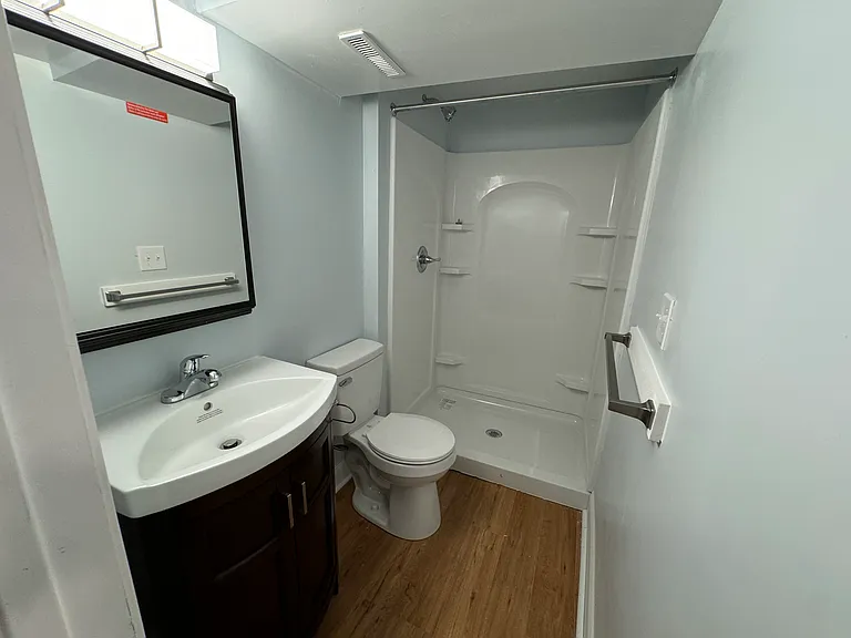 211 E Kingsley St — Photo 19
