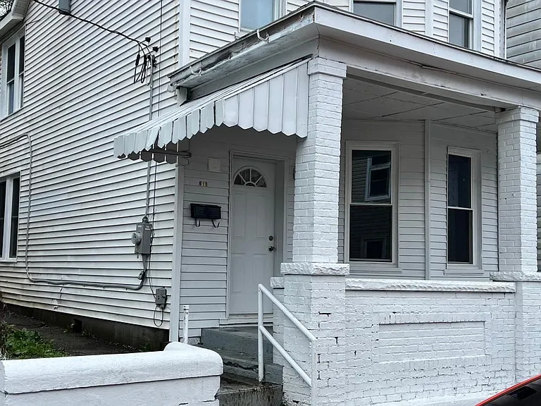 618 Elm St — Photo 4