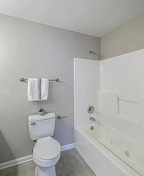 6520 Brook Bend Way #200 — Photo 27