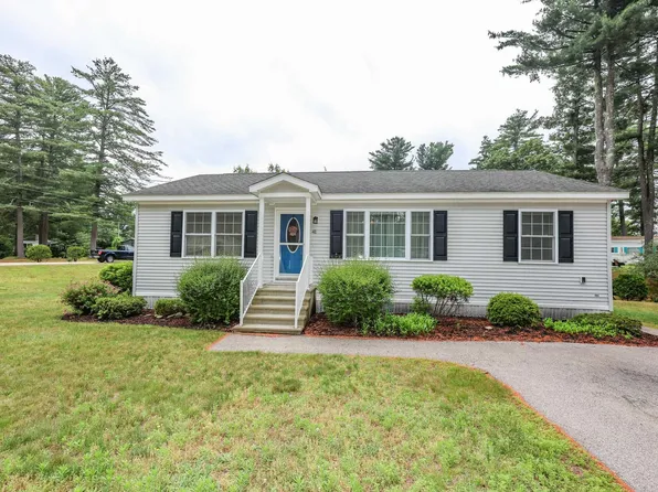 41 Farmwood Drive, Nashua, NH 03062
