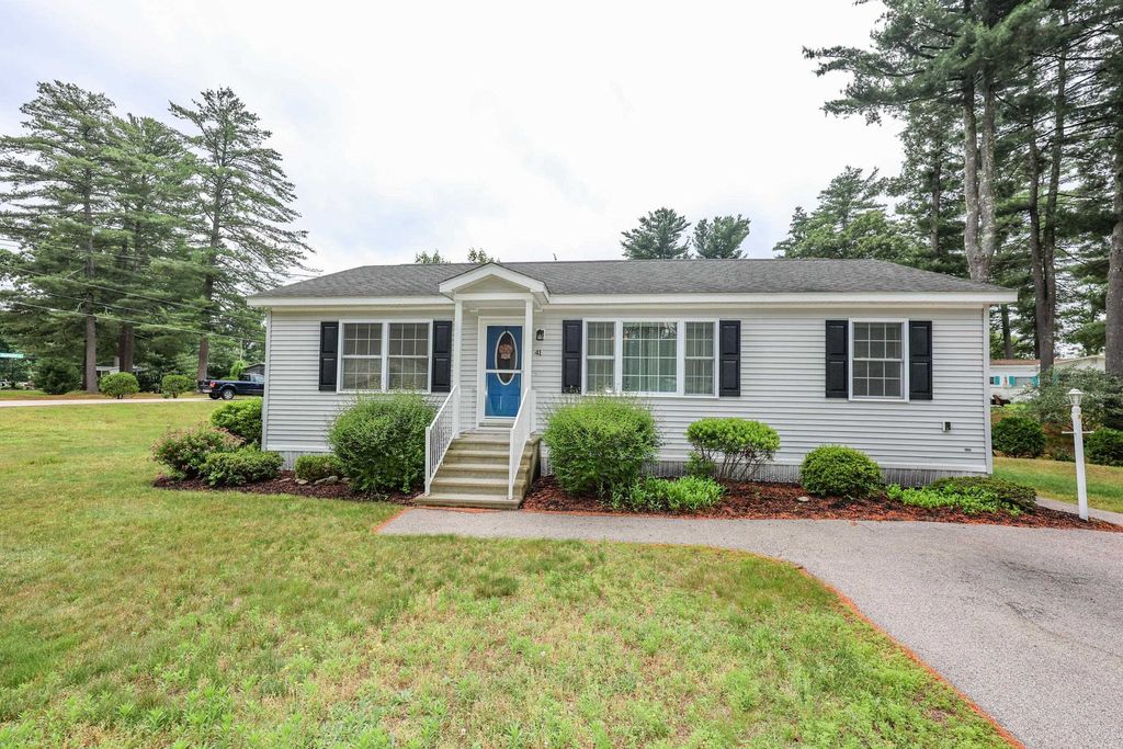 41 Farmwood Drive, Nashua, NH, Nashua