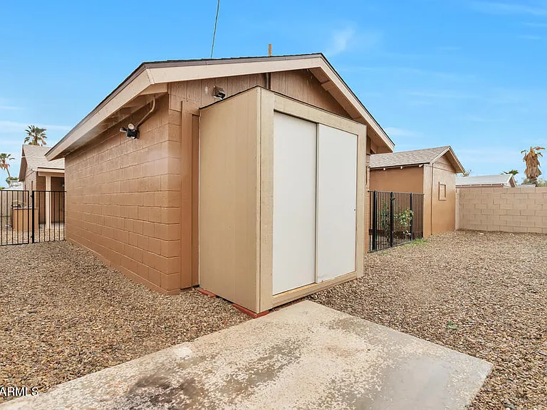 1638 E Granada Rd #B — Photo 16