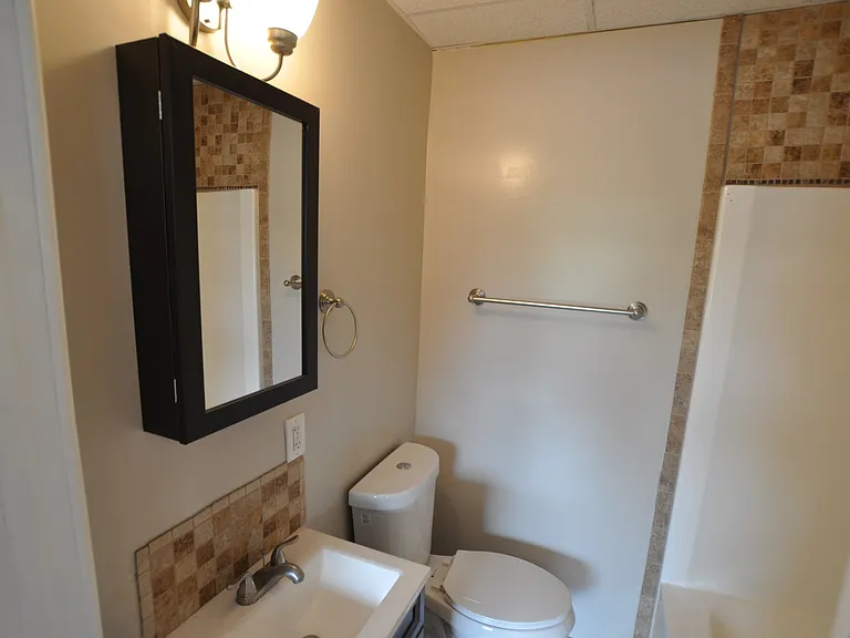 1101 6th Ave #1 — Photo 9