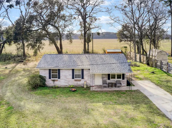 1721 Etheridge Rd, Wadmalaw Island, SC 29487