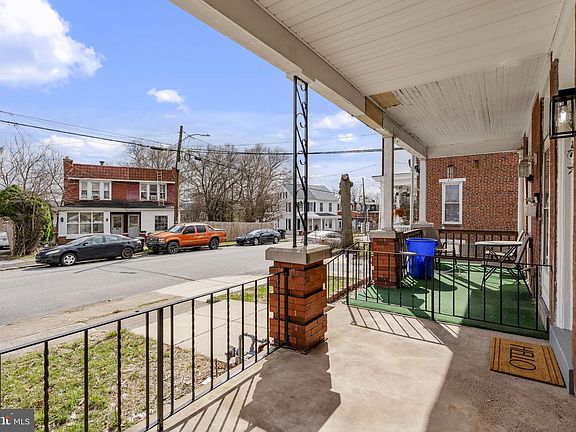 4th image of 2168 Brookwood St