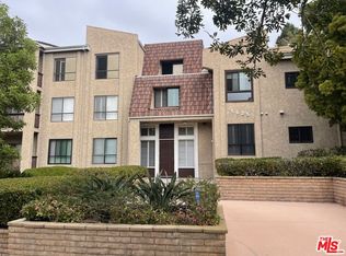 5625 Cambridge Way UNIT 301, Culver City, CA 90230
