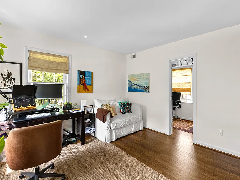 3909 Watson Pl NW — Photo 30