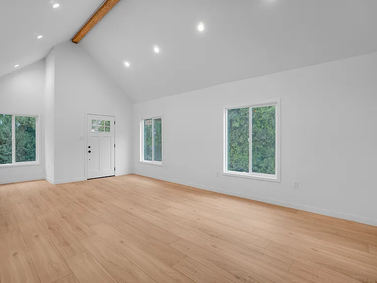 1914 Echo Park Ave — Photo 4