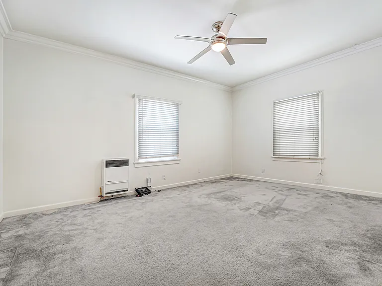 325 N Stanley Ave #327 — Photo 4