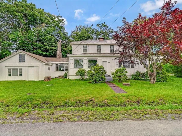 647 Belmont Ave, Mount Pocono, PA 18344