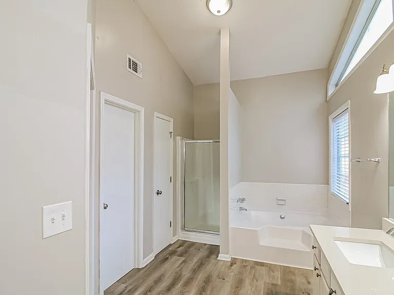 1394 Luther Way — Photo 13