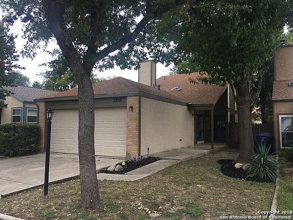 2nd image of 13027 Brook Garden Ln