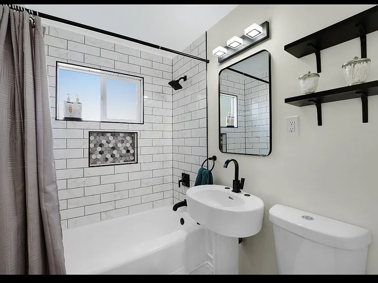 5295 Perry St — Photo 14