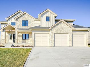2708 N 182nd St, Elkhorn, NE 68022