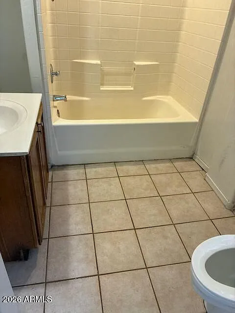 1 bed, 1.0 bath, 640 sqft, $950 — Photo 2