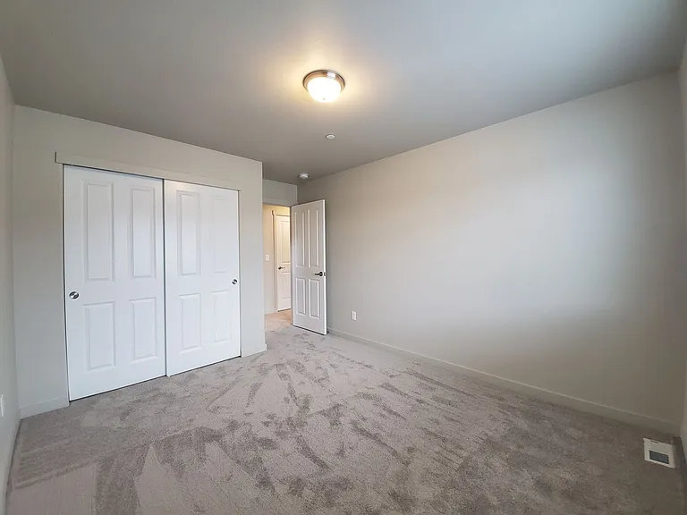 5702ke — Photo 13