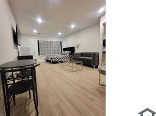 1820 S La Brea Ave #302, Los Angeles, CA 90019