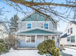 912 Dunham St SE, Grand Rapids, MI 49506
