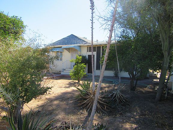 2nd image of 302 E Fairground Dr