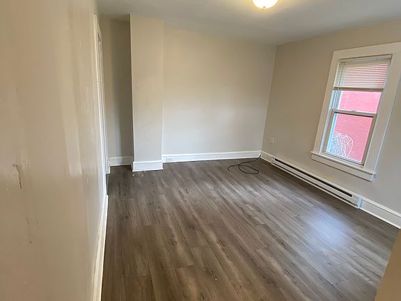 4th image of 525 N Main Ave Unit 1