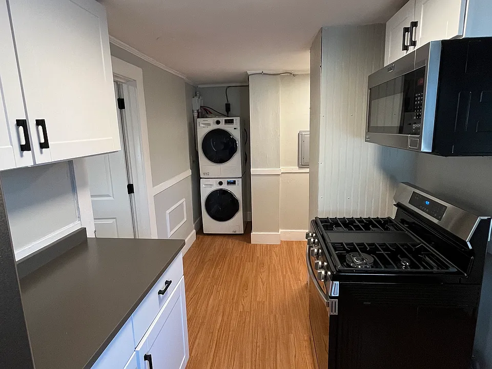 171 Austin St #3