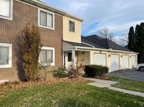 2114 Dogwood Ln, Chesterton, IN 46304