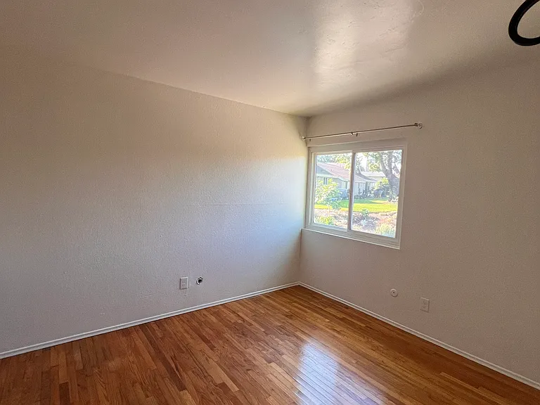 5741 Erlanger St — Photo 19