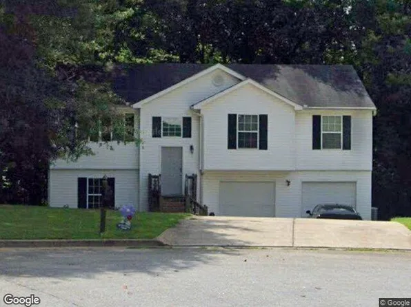 637 Skyland Dr, Bethlehem, GA 30620