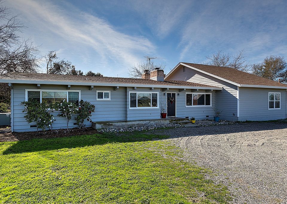 1st image of 120 Lyles Ln