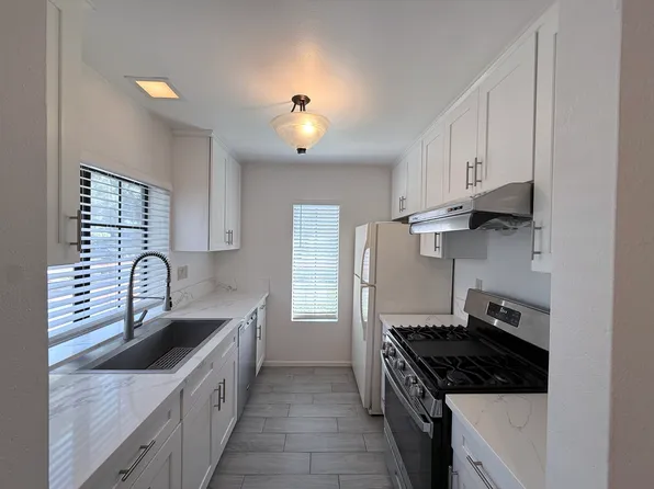 13104 Wimberly Sq Unit 66, San Diego, CA 92128