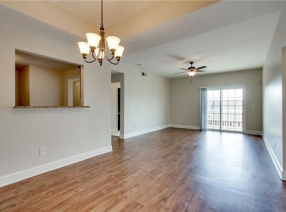 3rd image of 8121 Lenox Creekside Dr