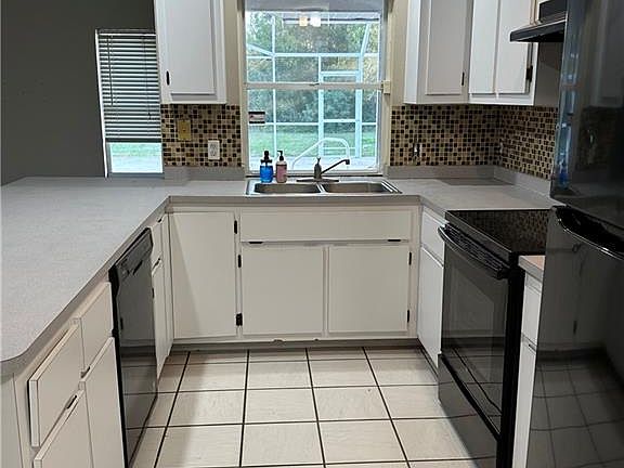 4th image of 10501 Jolea AVE