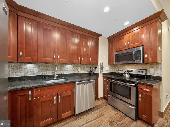 817 6th St NW APT B, Washington, DC 20001