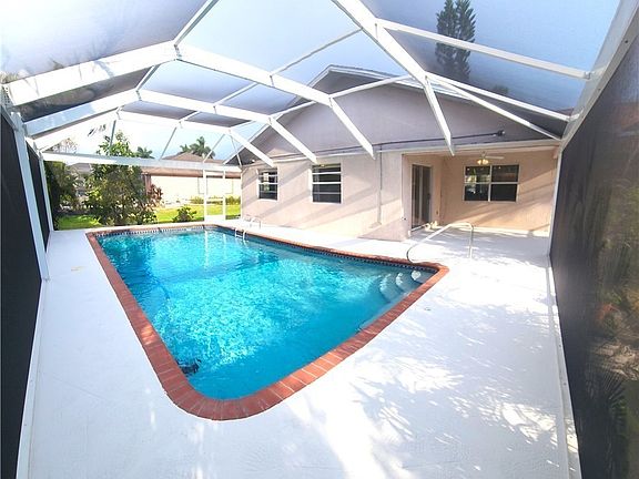 2nd image of 2243 SW 27th St