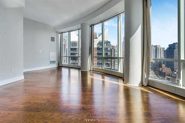 Rented by Town Residential | media 14