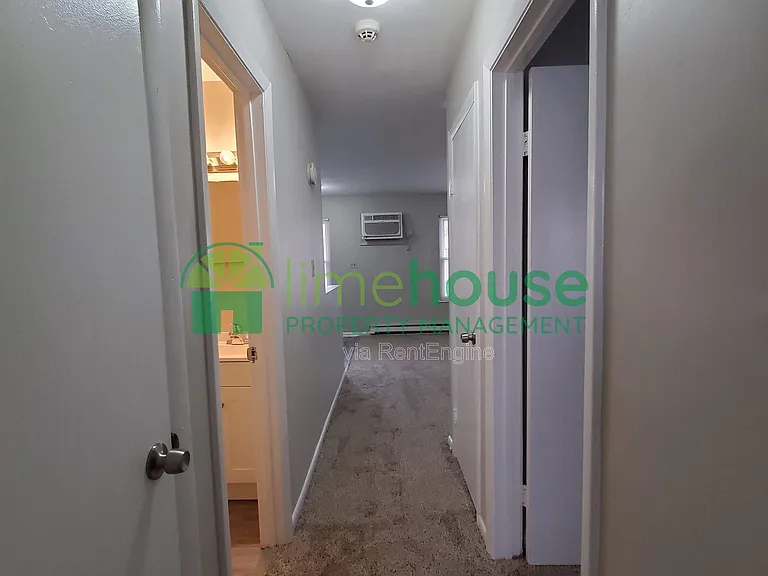9117 Chesapeake Blvd #4 — Photo 12